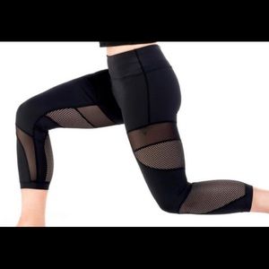 Lululemon Lab The Union Crops